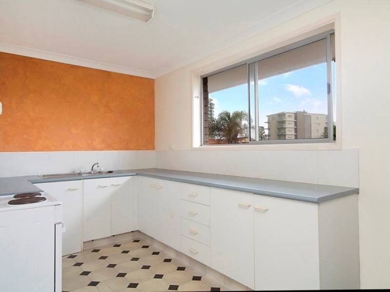 6/13 Churchill Street, Kirra QLD 4225