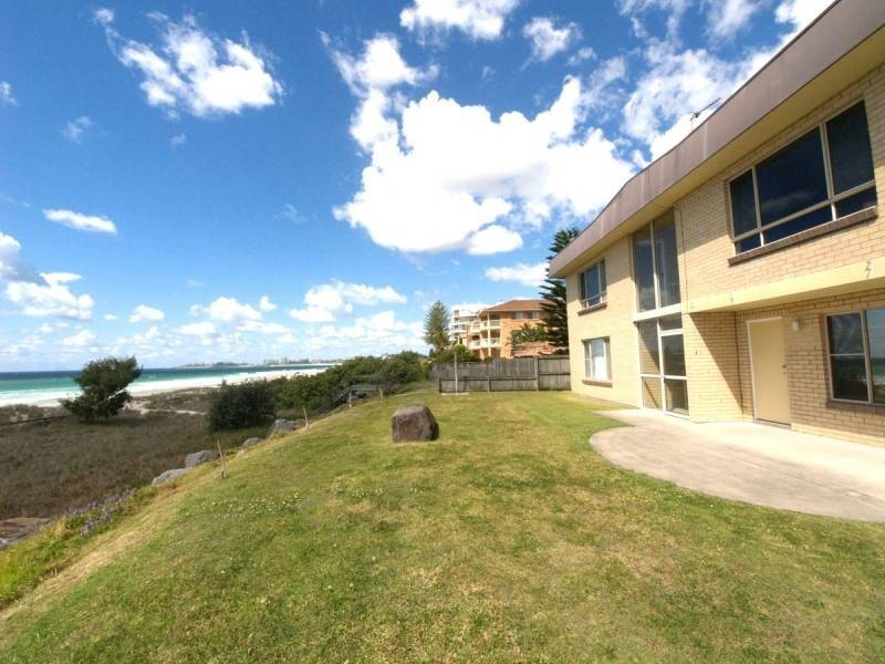 6/293 Golden Four Drive, Bilinga QLD 4225
