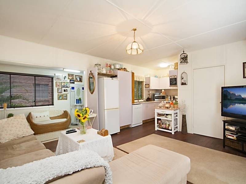 133 Golden Four Drive, Bilinga QLD 4225