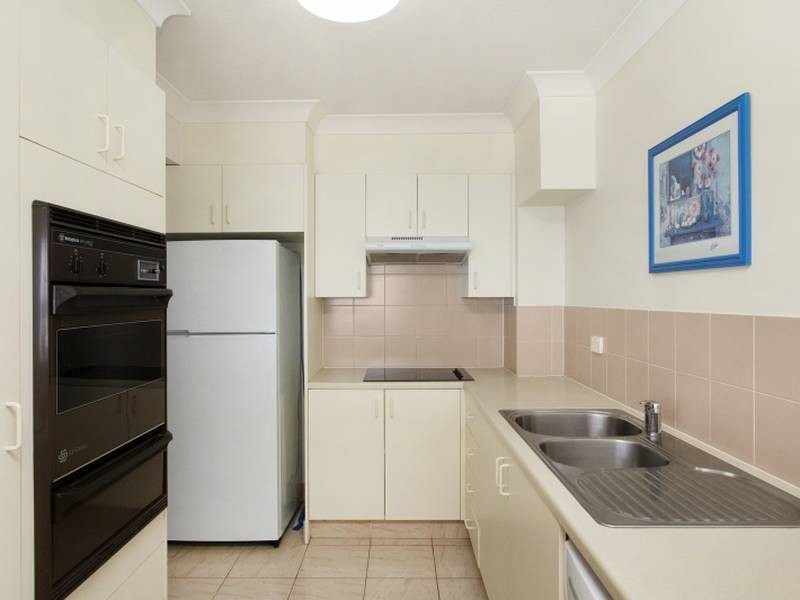 1002/6 Coyne Street, Kirra QLD 4225