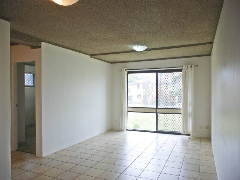 1/23 Coolangatta Road, Kirra QLD 4225