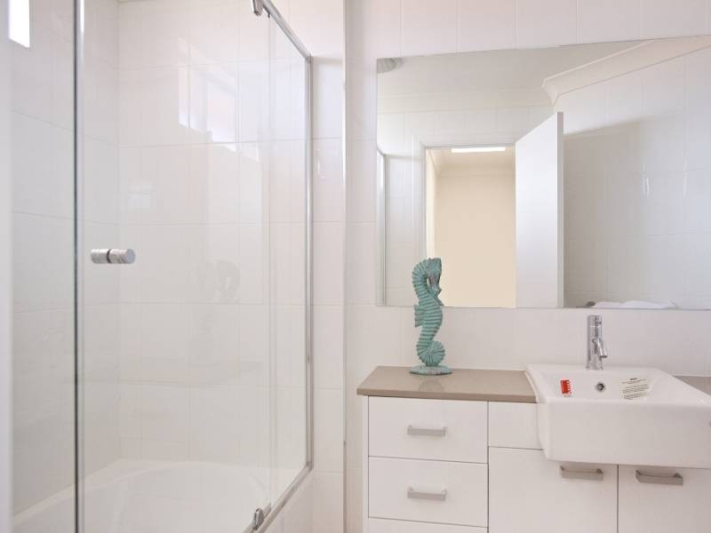 301/92 Musgrave Street, Kirra QLD 4225