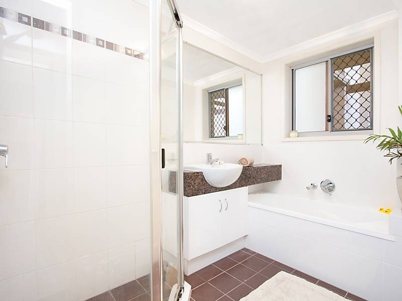 3/50 Miles Street, Kirra QLD 4225