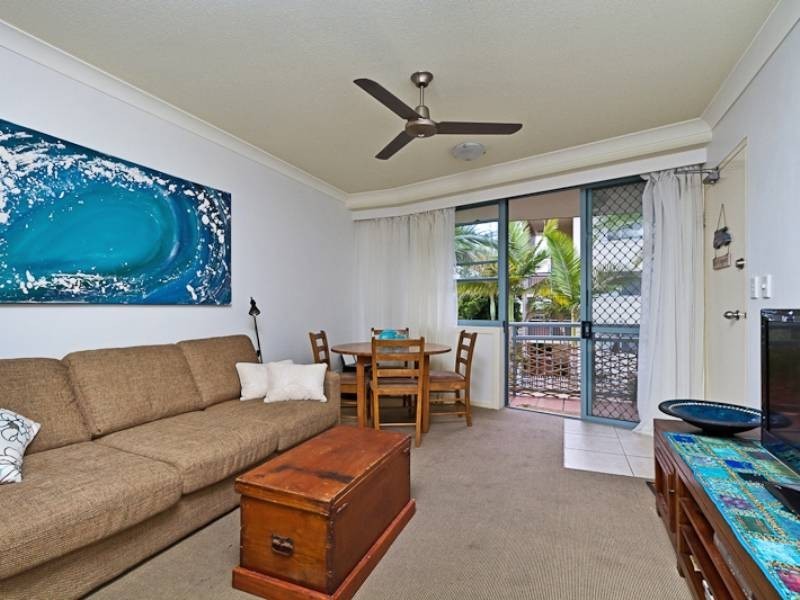 215/92 Musgrave Street, Kirra QLD 4225