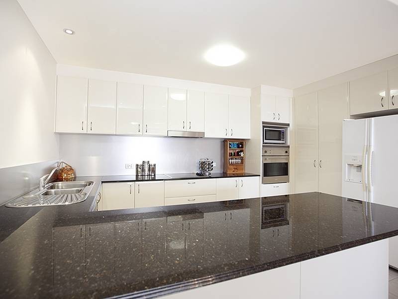 5/3 Johnston Street, Bilinga QLD 4225