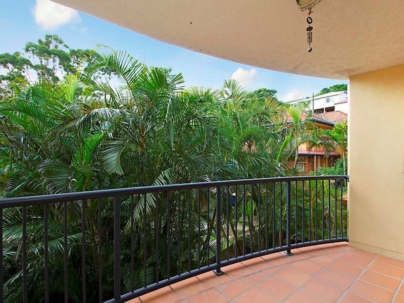 13/14 Miles Street, Kirra QLD 4225