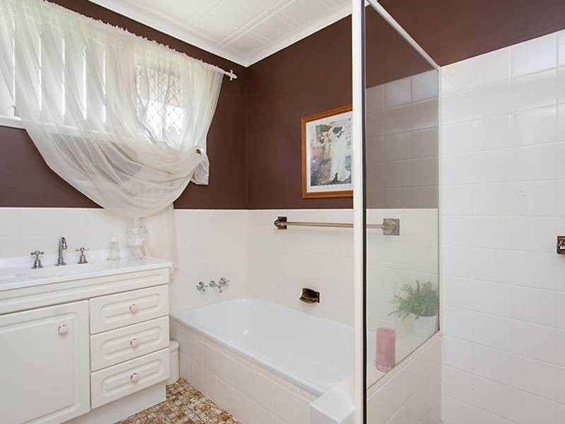 29 Appel Street, Kirra QLD 4225