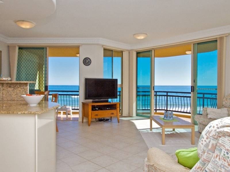 4/305 Golden Four Drive, Tugun QLD 4224