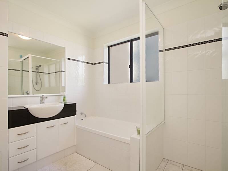 5/13 South Street, Kirra QLD 4225