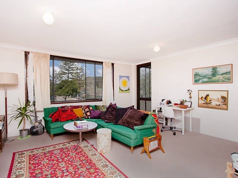 2 Woodgee Street, Currumbin QLD 4223