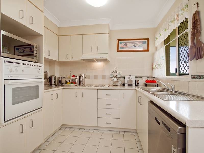 15/22 Binya Avenue, Kirra QLD 4225