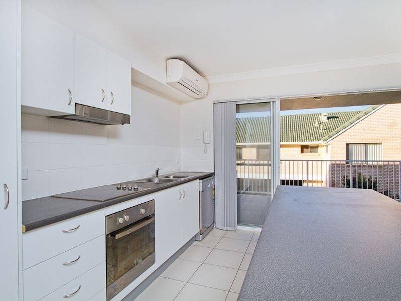 8/48 Drydock Road, Tweed Heads South NSW 2486