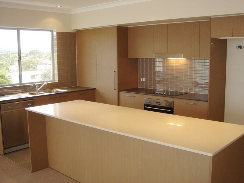 Apartment 32/14 Okinja Rd, Alexandra Headland QLD 4572