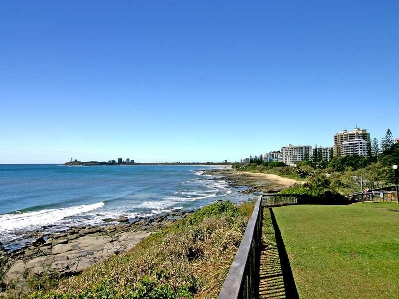 16 Admiralty Drive, Alexandra Headland QLD 4572