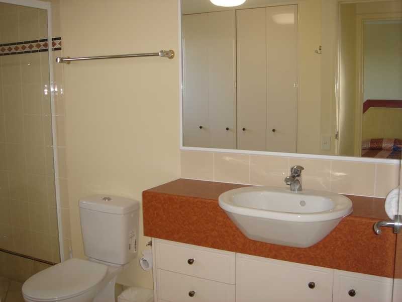 Unit 402/98 Alexandra Parade, Alexandra Headland QLD 4572