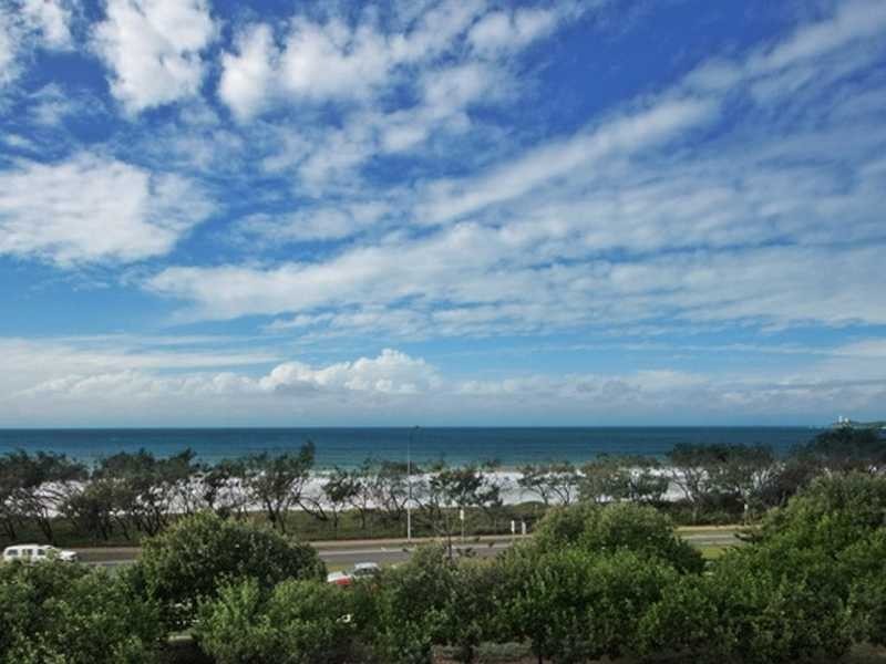 Apartment 405/98 Alexandra Parade, Alexandra Headland QLD 4572