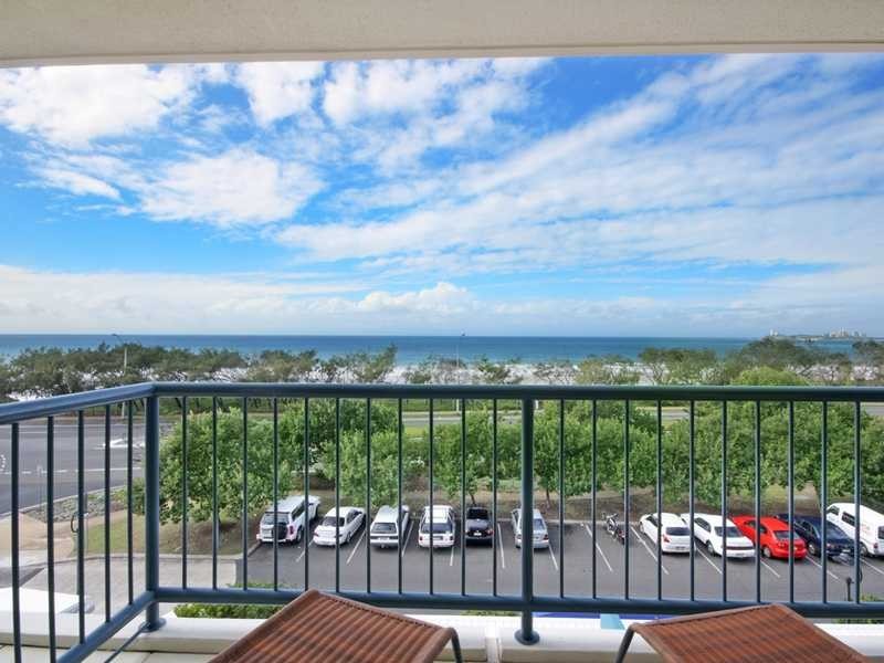 Apartment 405/98 Alexandra Parade, Alexandra Headland QLD 4572