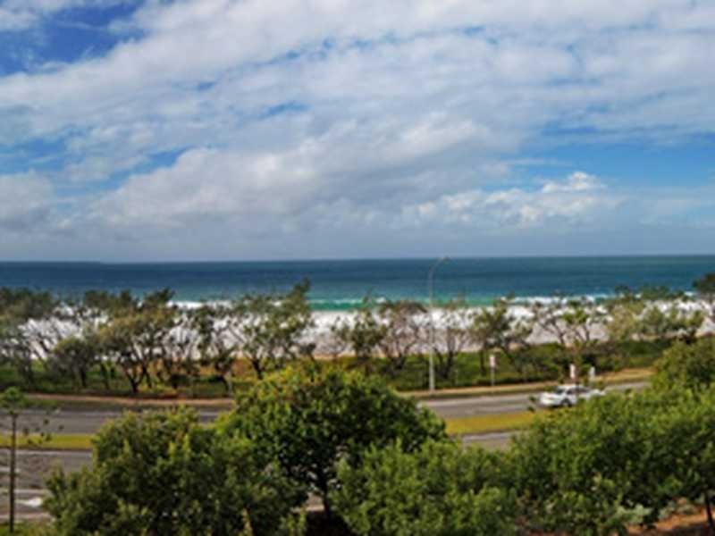Apartment 405/98 Alexandra Parade, Alexandra Headland QLD 4572
