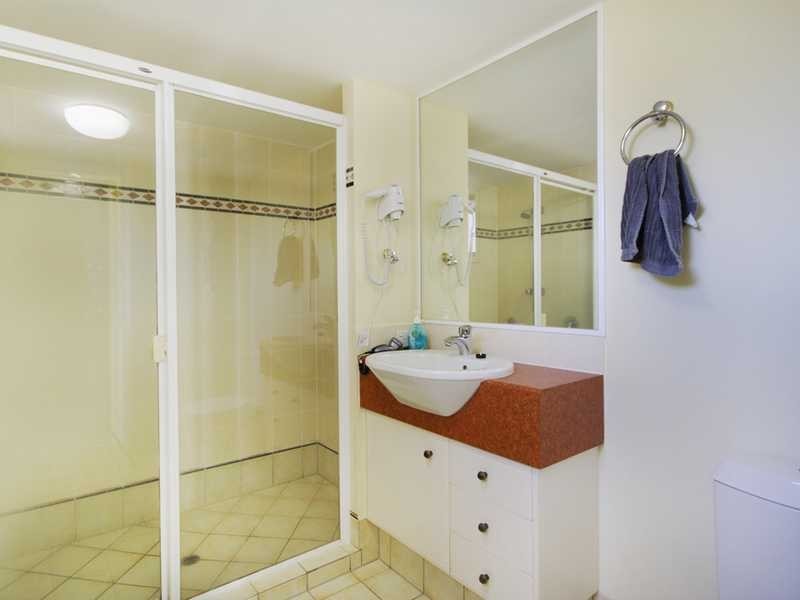 Apartment 410/98 Alexandra Parade, Alexandra Headland QLD 4572