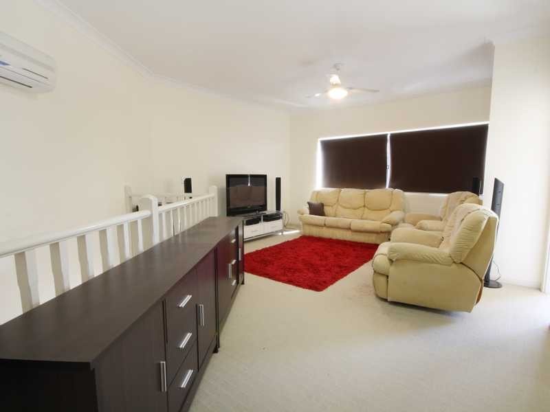 Unit 5/8 Hinley, Maroochydore QLD 4558