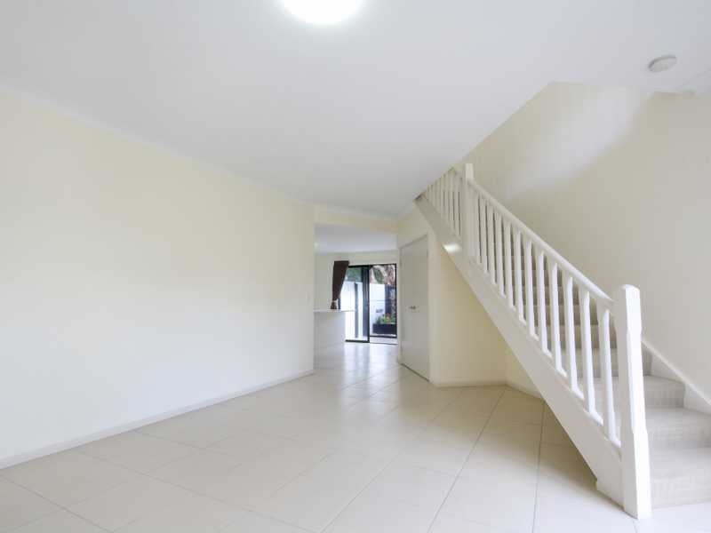 Unit 5/8 Hinley, Maroochydore QLD 4558