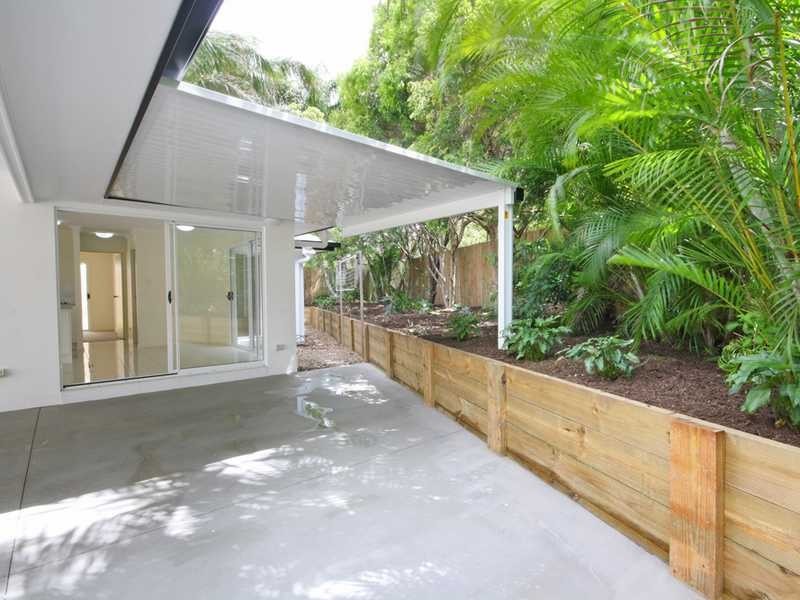 30 Karawatha Drive, Mountain Creek QLD 4557