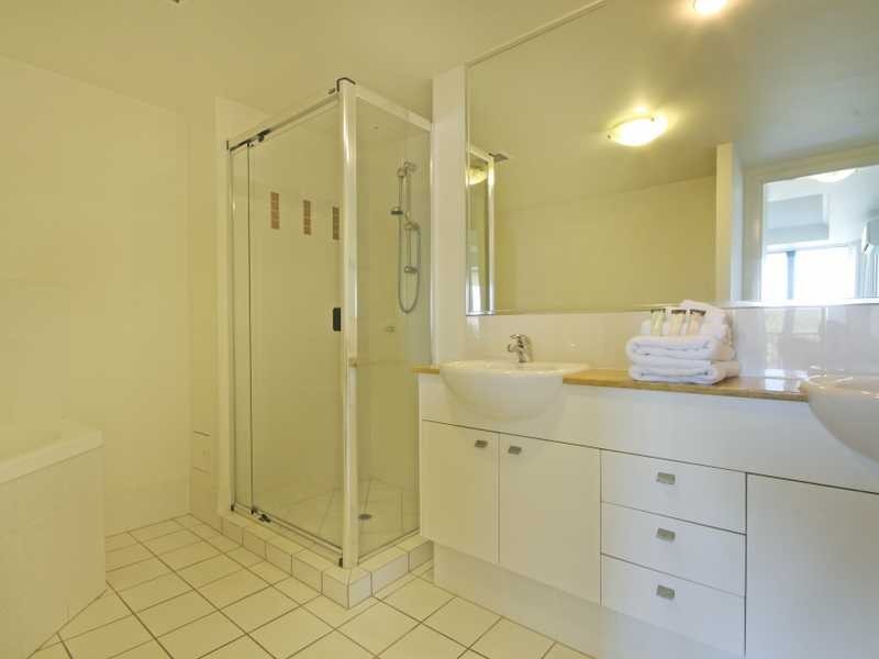 Apartment 426/10 Okinja Road, Alexandra Headland QLD 4572