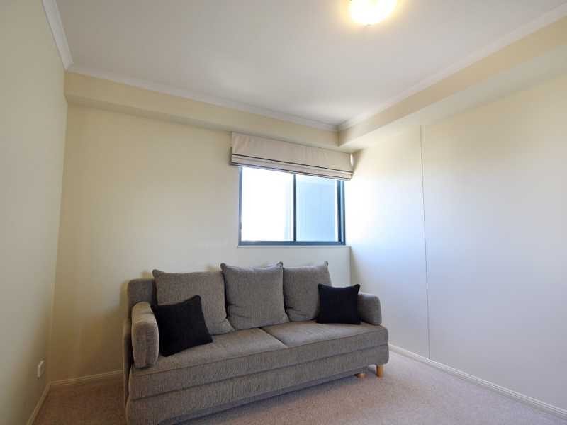 Apartment 412/102 Alexandra Parade, Alexandra Headland QLD 4572