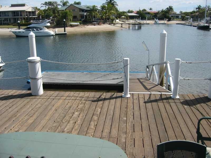 49 Coomaroo Crescent, Minyama QLD 4575