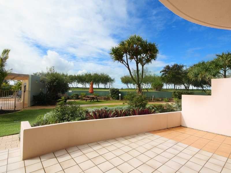 Unit 5/145 Lowanna Drive, Buddina QLD 4575