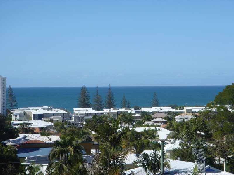 7 Yakola Parade, Alexandra Headland QLD 4572