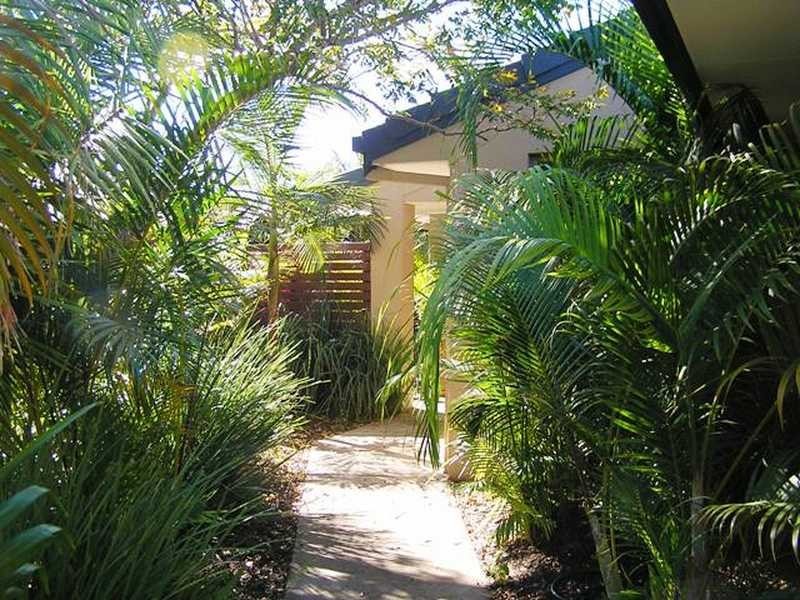 14 Regensberg Close, Varsity Lakes QLD 4227