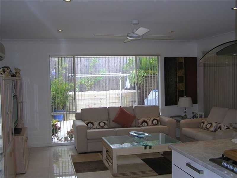 8 Candlebark Circuit, Upper Coomera QLD 4209