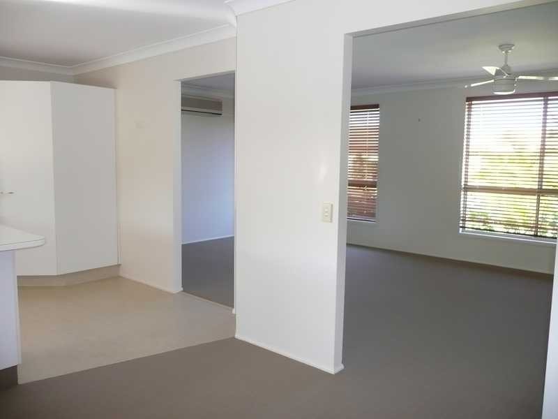 86 Cassowary Drive, Burleigh Waters QLD 4220