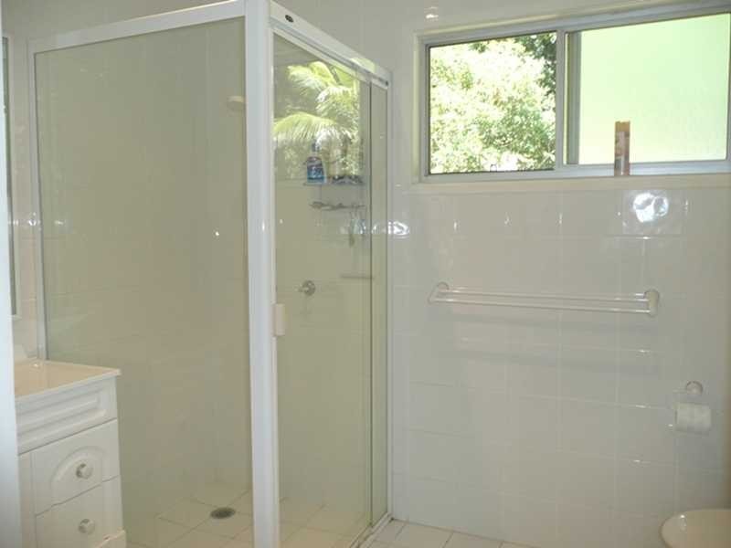 8 Weeumba Street, Currumbin QLD 4223