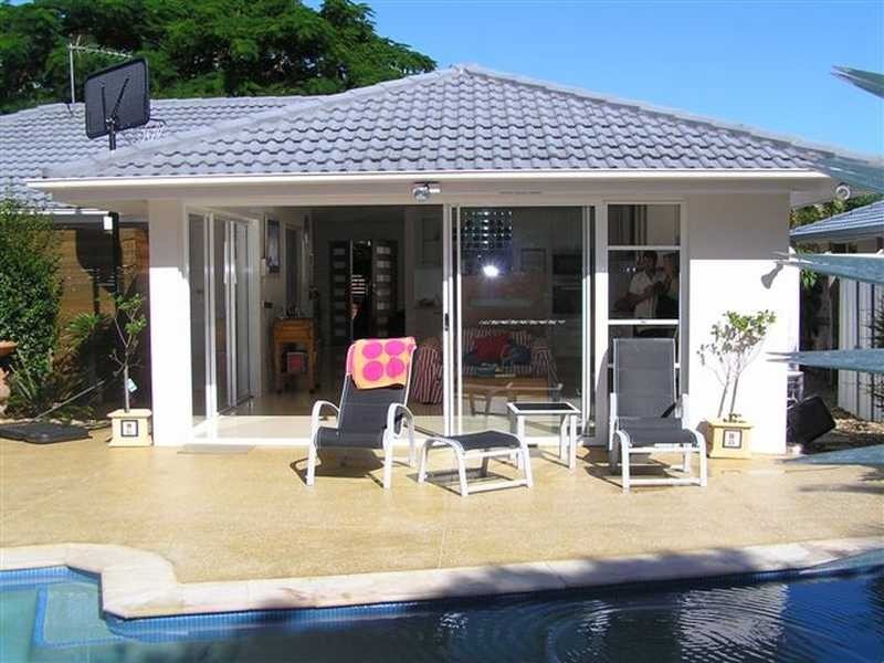 9 Elgin Crescent, Sorrento QLD 4217