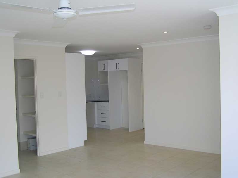 1/279 River Hills Road, Eagleby QLD 4207