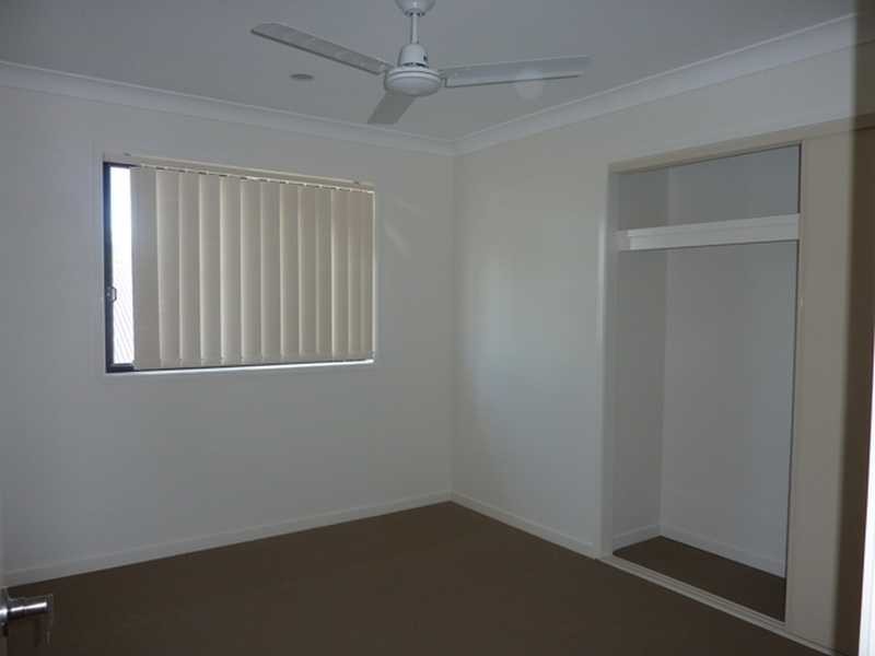 1/279 River Hills Road, Eagleby QLD 4207