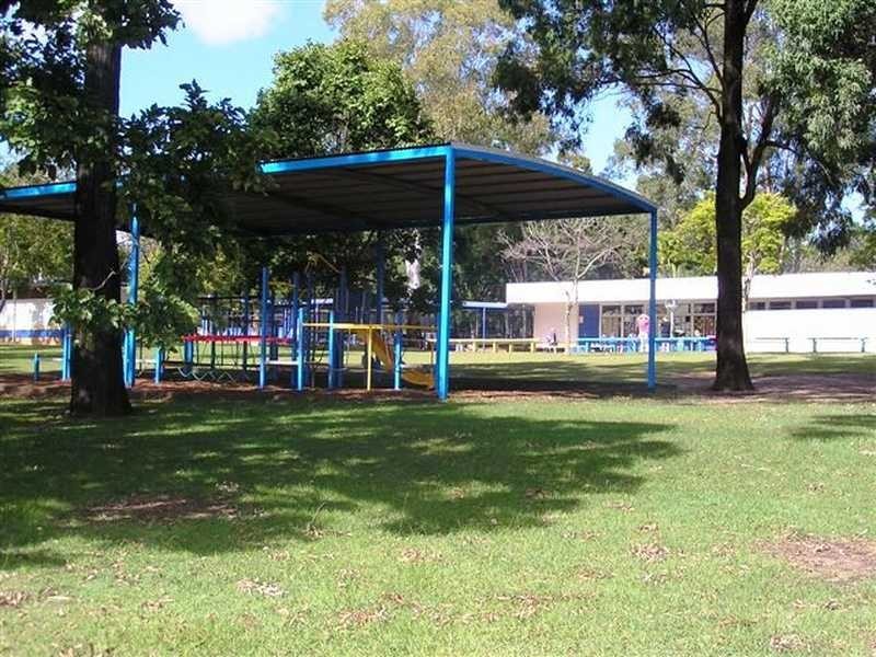 2/17 Sueinnes Street, Eagleby QLD 4207