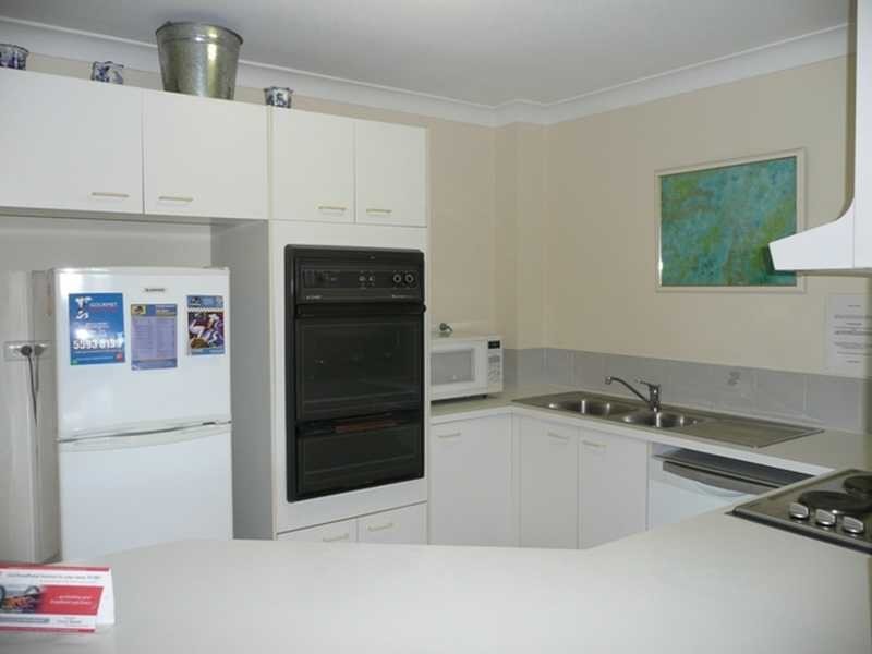 20/1915 Gold Coast Highway, Burleigh Heads QLD 4220