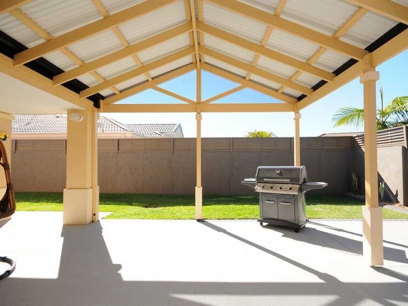 159 Dunlin Drive, Burleigh Waters QLD 4220