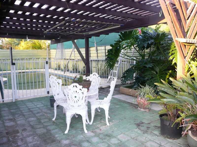 14 Avocet Avenue, Burleigh Waters QLD 4220