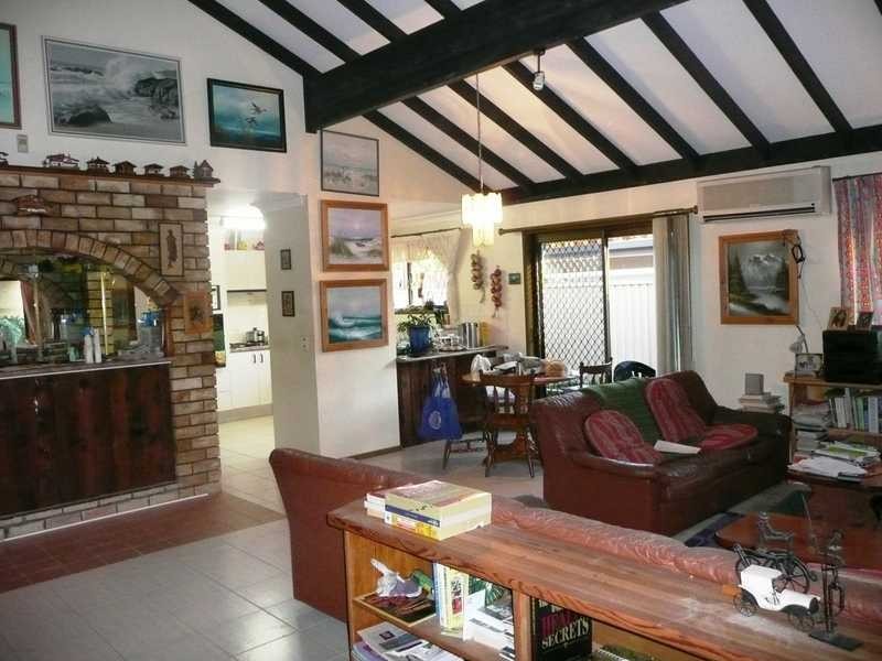 14 Avocet Avenue, Burleigh Waters QLD 4220