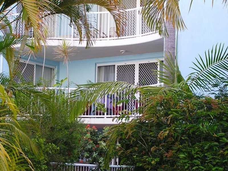 9/32 Second Avenue, Broadbeach QLD 4218