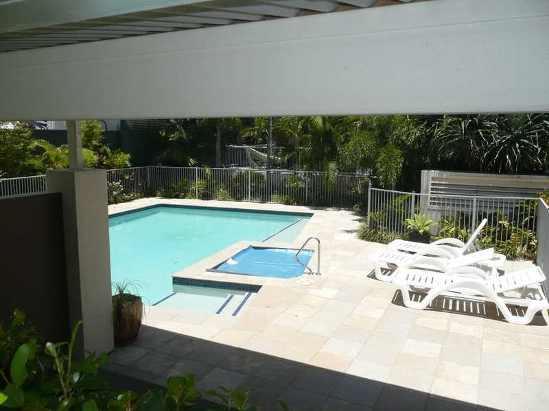 28/6 Fifth Avenue, Burleigh Heads QLD 4220