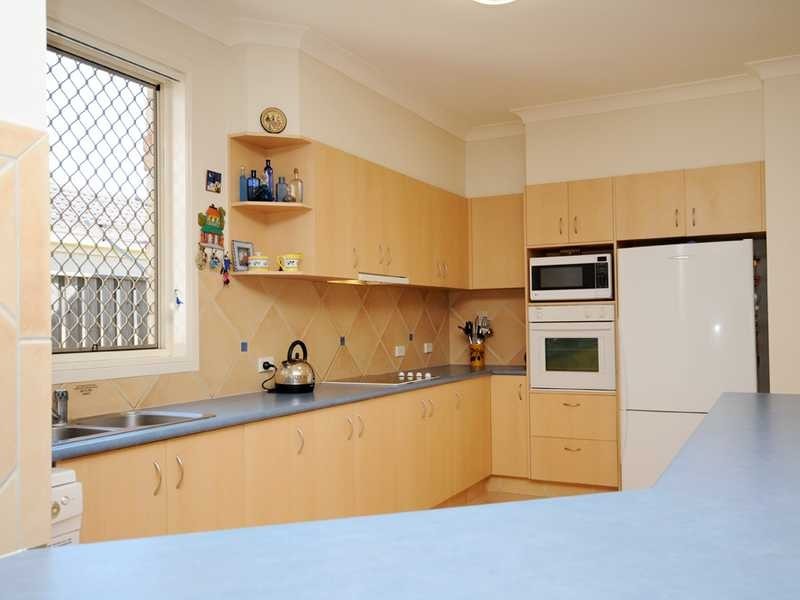 4 Parlour Place, Robina QLD 4226