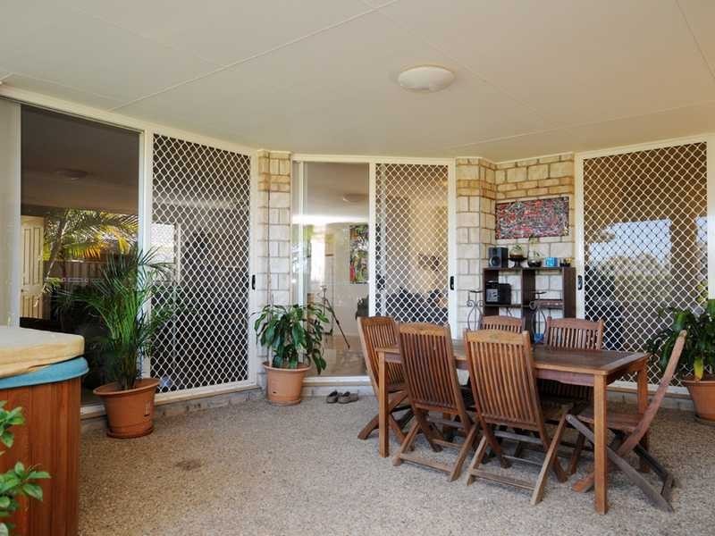 4 Parlour Place, Robina QLD 4226