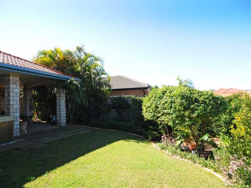 4 Parlour Place, Robina QLD 4226