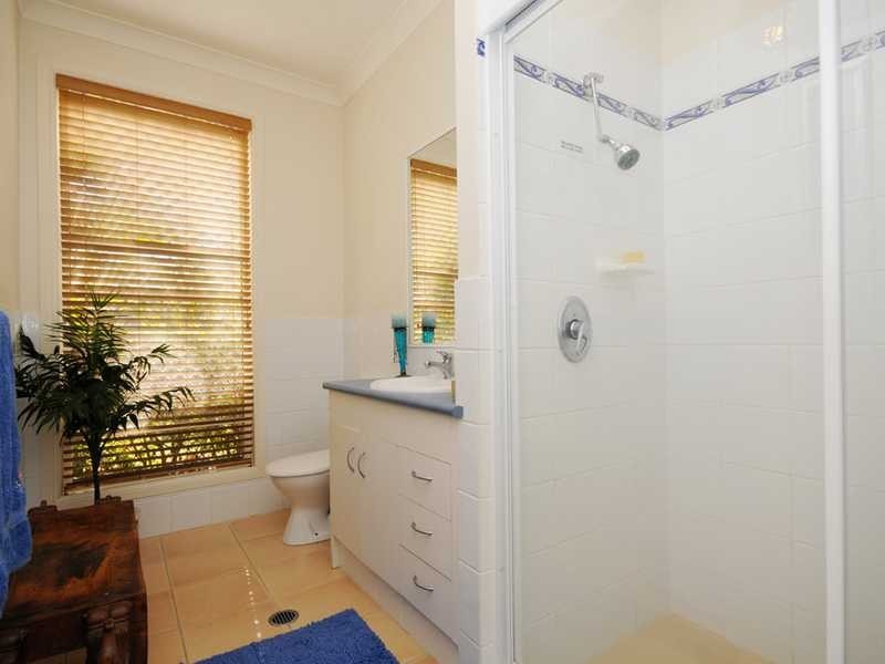 4 Parlour Place, Robina QLD 4226