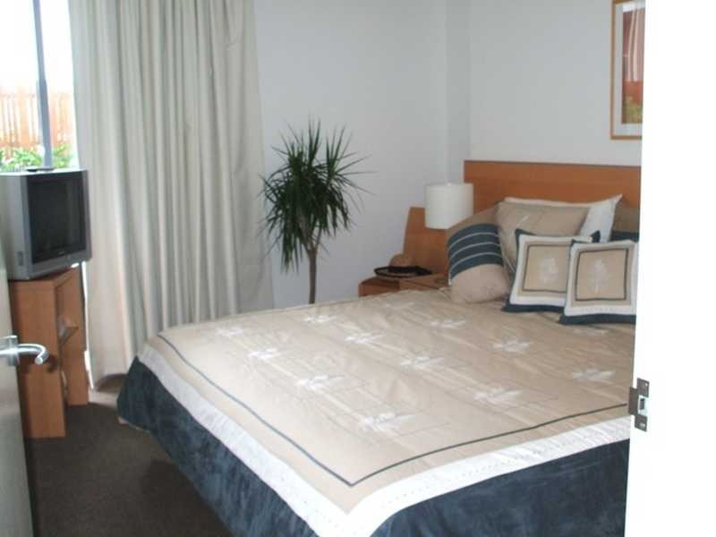 1022/1 Ocean Street, Burleigh Heads QLD 4220